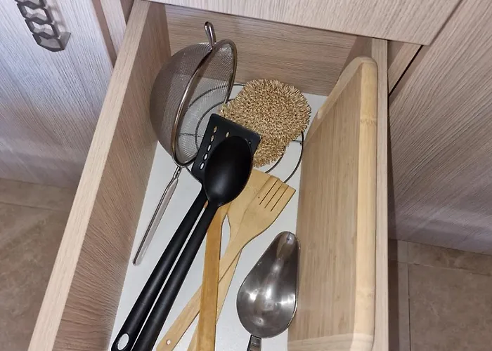 Delux Argisht Золоті Піски